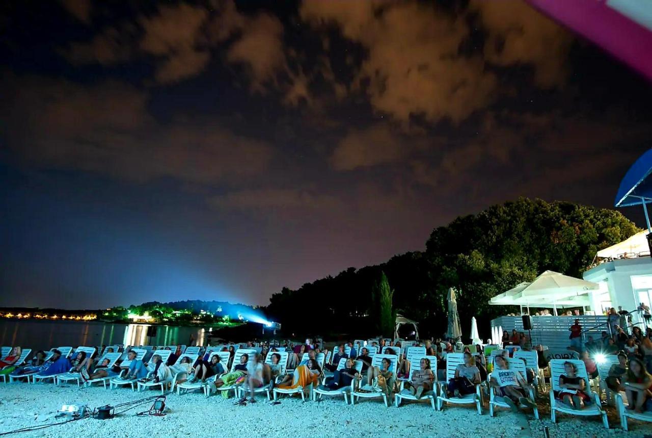 Apartment Mon Cheri-Located In A Quiet Neighbourhood Near Beaches Free Parking Pula Bagian luar foto