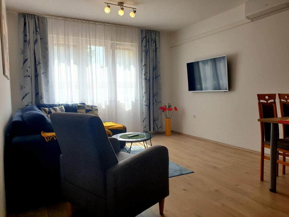 Apartment Mon Cheri-Located In A Quiet Neighbourhood Near Beaches Free Parking Pula Bagian luar foto