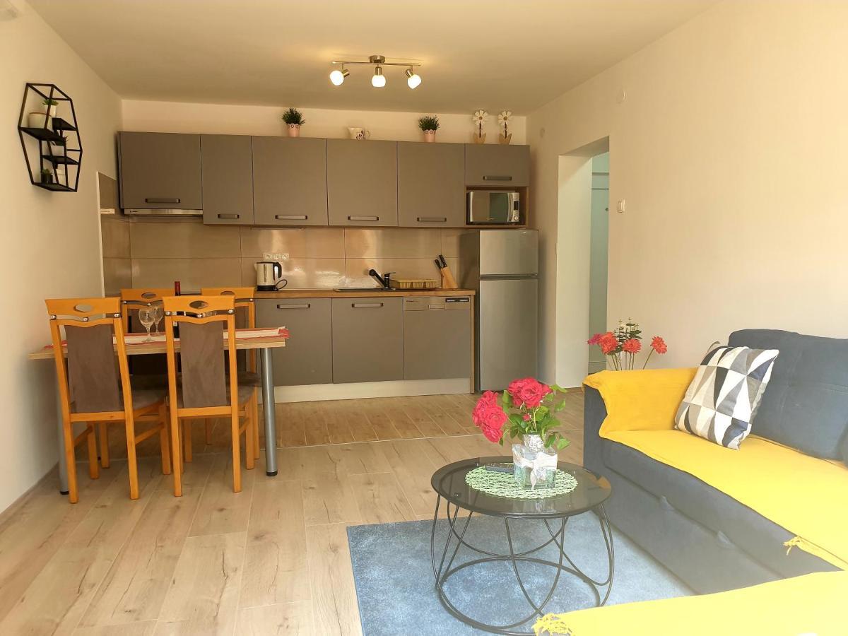 Apartment Mon Cheri-Located In A Quiet Neighbourhood Near Beaches Free Parking Pula Bagian luar foto