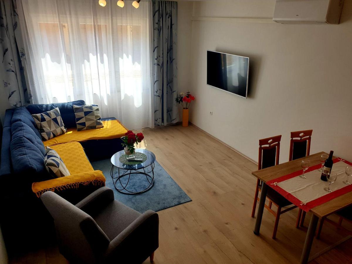 Apartment Mon Cheri-Located In A Quiet Neighbourhood Near Beaches Free Parking Pula Bagian luar foto